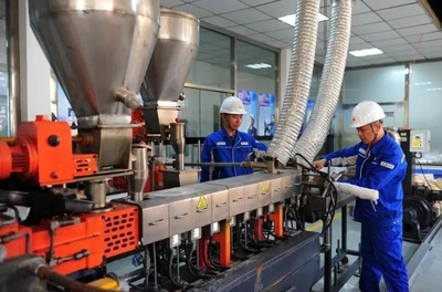 吉林市龍潭區人民政府大力推進新材料技術推廣服務，賦能產業轉型升級